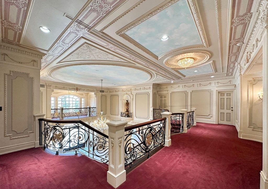 Celebrity Oasis A 16.8 Million Dream Home with Unparalleled Amenities in Staten Island New York 26 1