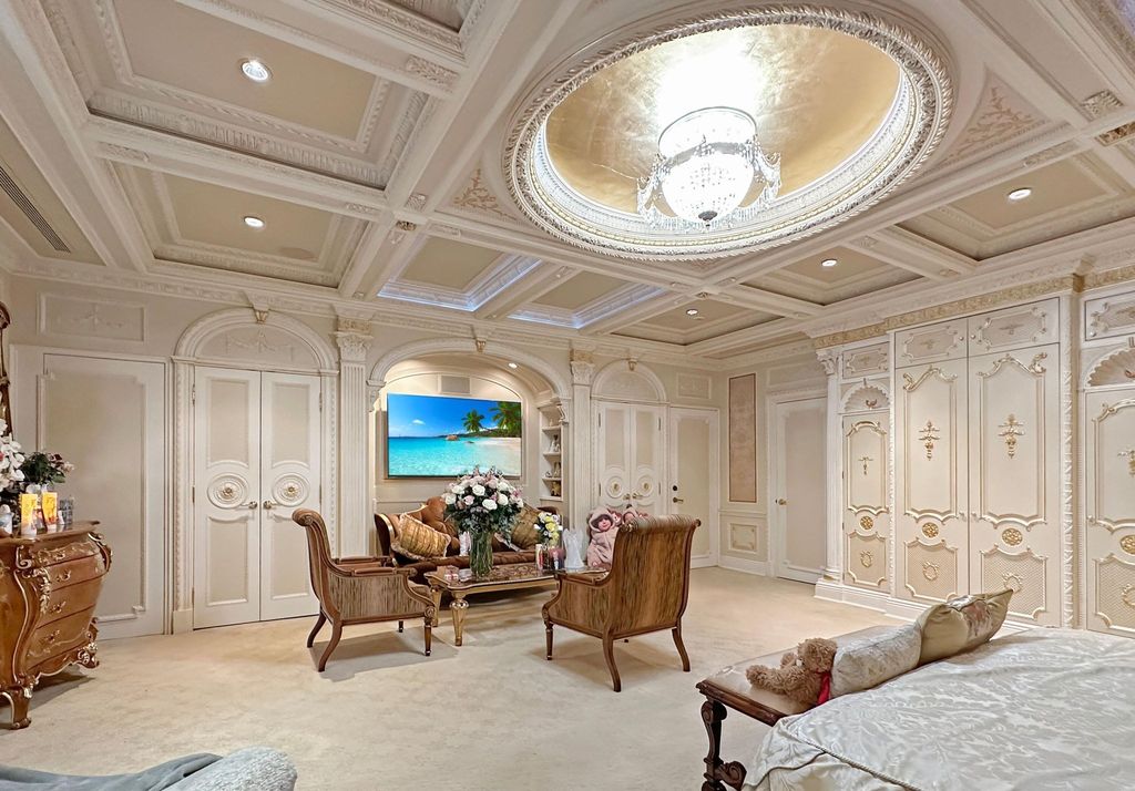 Celebrity Oasis A 16.8 Million Dream Home with Unparalleled Amenities in Staten Island New York 29 1