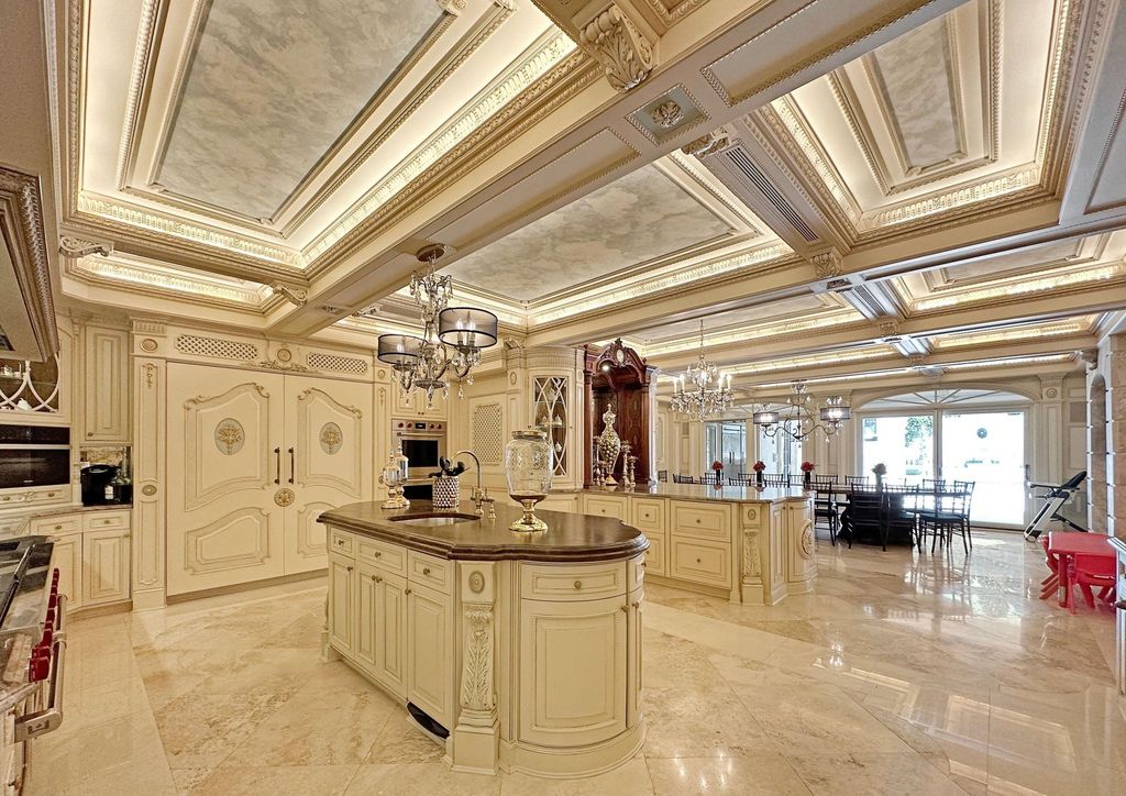 Celebrity Oasis A 16.8 Million Dream Home with Unparalleled Amenities in Staten Island New York 46 2