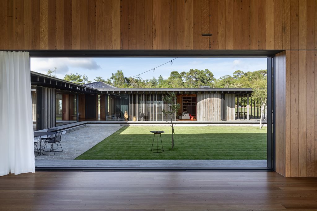 Contemplation House, Harmony with Nature by Virginia Kerridge Architect