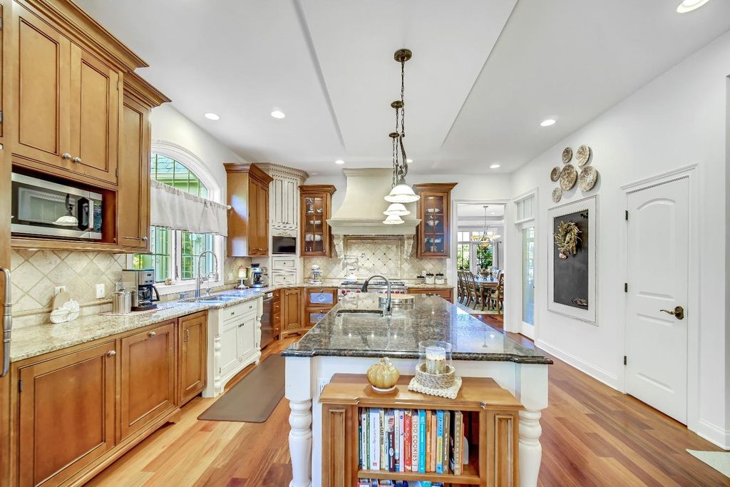 Elegant Home Crafted with Impeccable Attention to Detail in Valparaiso Indiana Now Available for 2399900 12