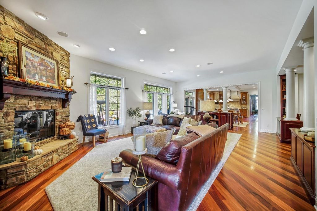 Elegant Home Crafted with Impeccable Attention to Detail in Valparaiso Indiana Now Available for 2399900 17