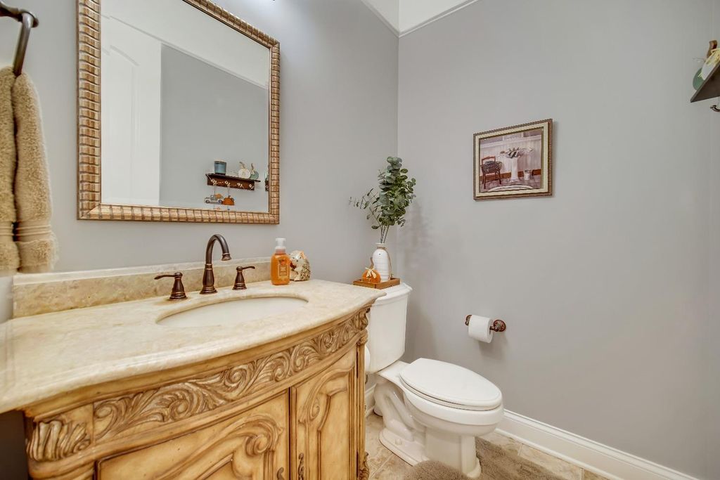 Elegant Home Crafted with Impeccable Attention to Detail in Valparaiso Indiana Now Available for 2399900 19