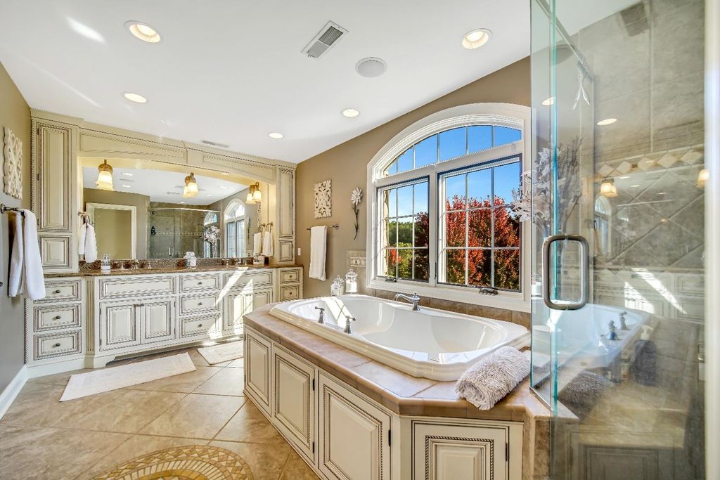 Elegant Home Crafted with Impeccable Attention to Detail in Valparaiso Indiana Now Available for 2399900 25
