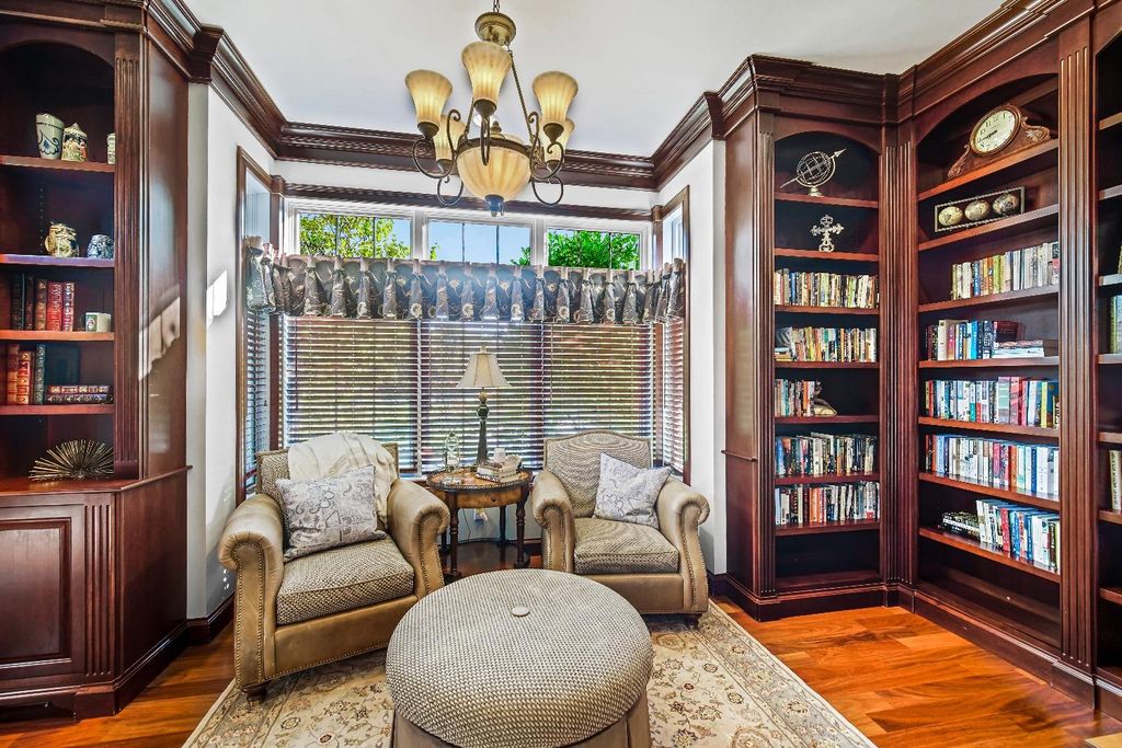 Elegant Home Crafted with Impeccable Attention to Detail in Valparaiso Indiana Now Available for 2399900 7
