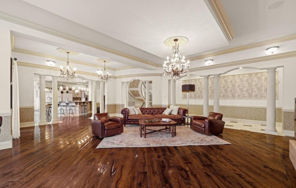European Inspired Opulence Meets Modern Luxury in Chesterton Indiana Mansion for 2999000 20