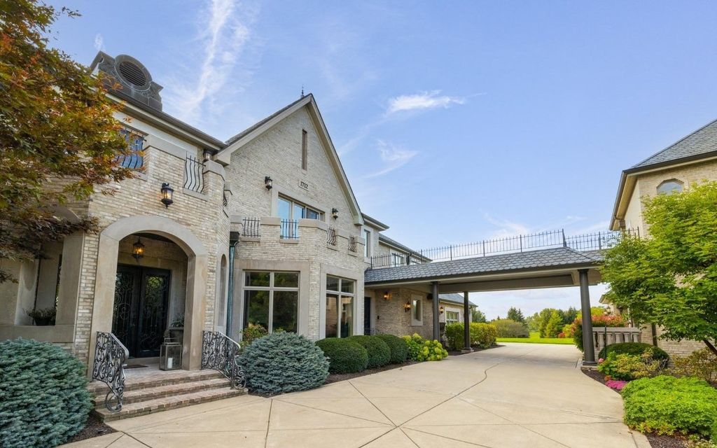 European Inspired Opulence Meets Modern Luxury in Chesterton Indiana Mansion for 2999000 4