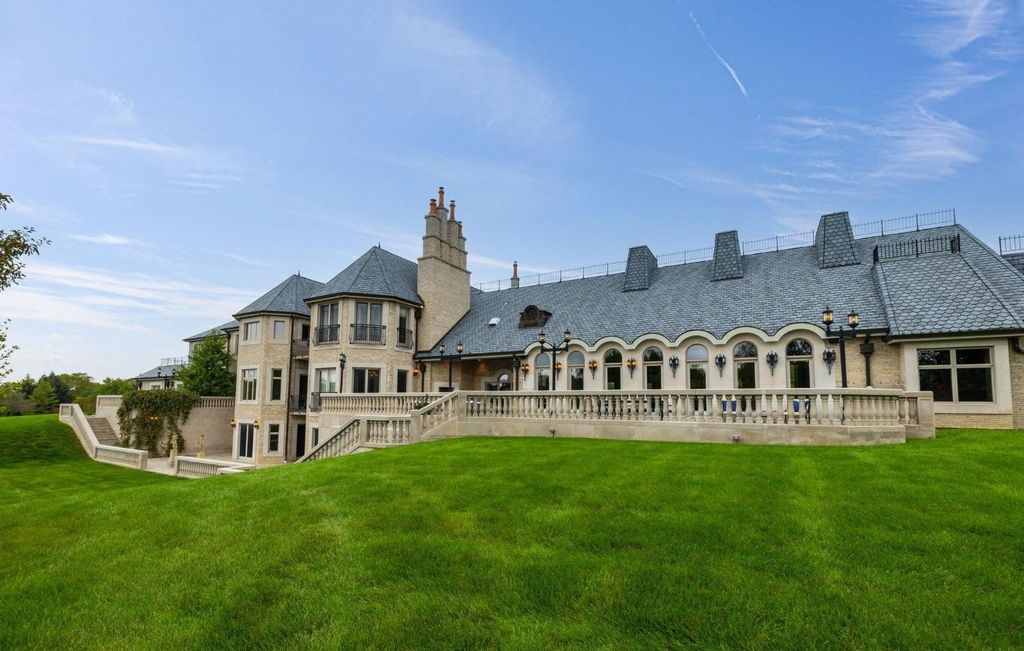 European Inspired Opulence Meets Modern Luxury in Chesterton Indiana Mansion for 2999000 45