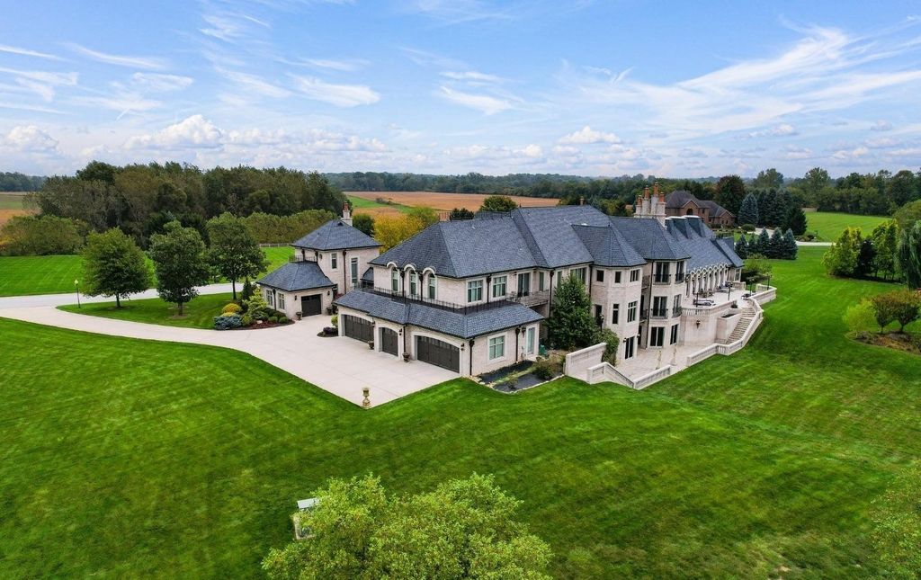 European Inspired Opulence Meets Modern Luxury in Chesterton Indiana Mansion for 2999000 53