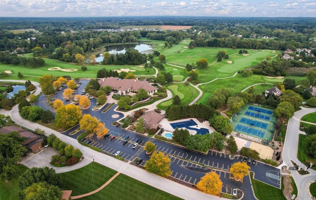 European Inspired Opulence Meets Modern Luxury in Chesterton Indiana Mansion for 2999000 56