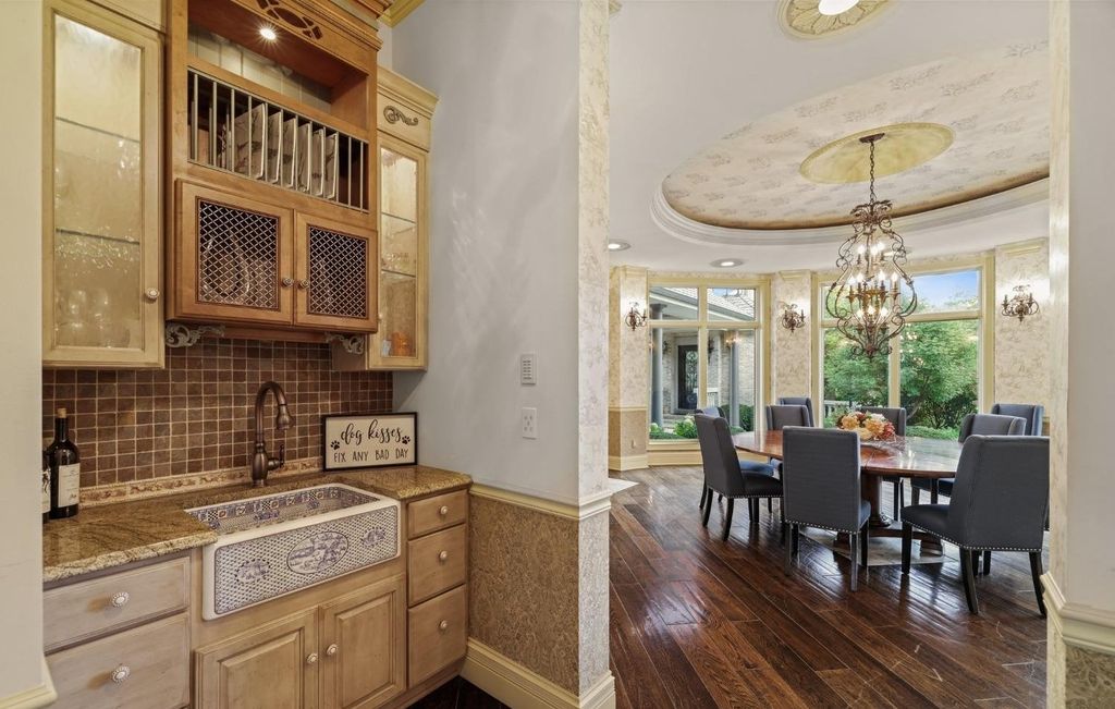 European Inspired Opulence Meets Modern Luxury in Chesterton Indiana Mansion for 2999000 8