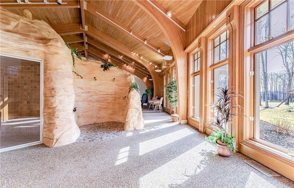 Exceptional Lifestyle Awaits One of a Kind Property in Northeast Ohio Priced at 2999000 13