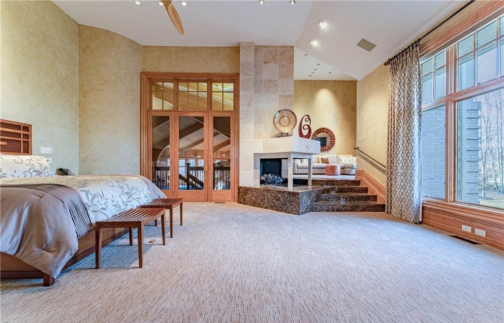 Exceptional Lifestyle Awaits One of a Kind Property in Northeast Ohio Priced at 2999000 17