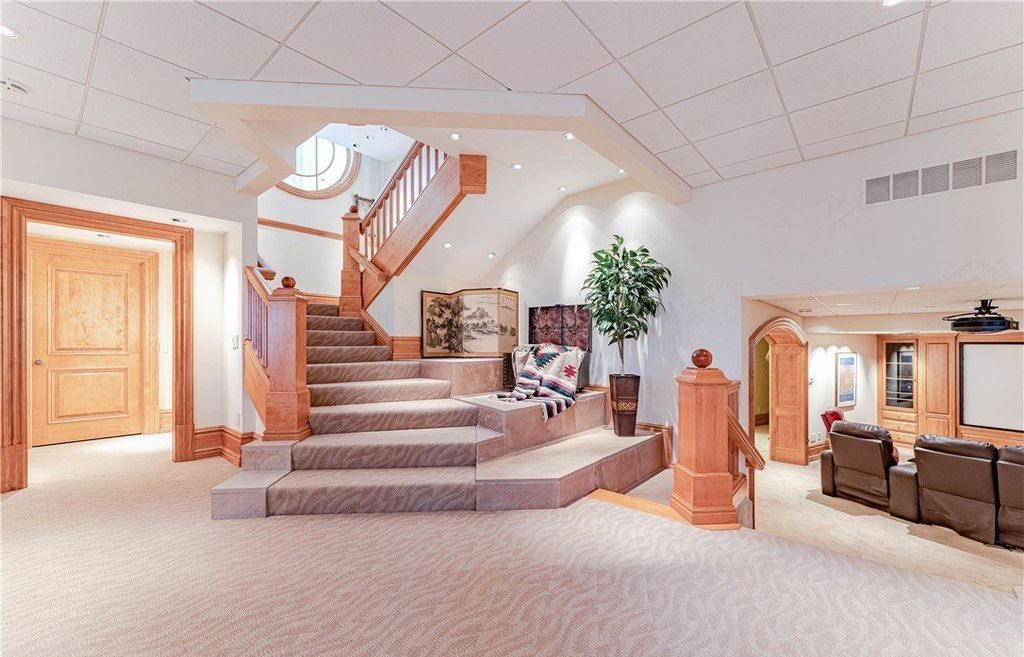 Exceptional Lifestyle Awaits One of a Kind Property in Northeast Ohio Priced at 2999000 26