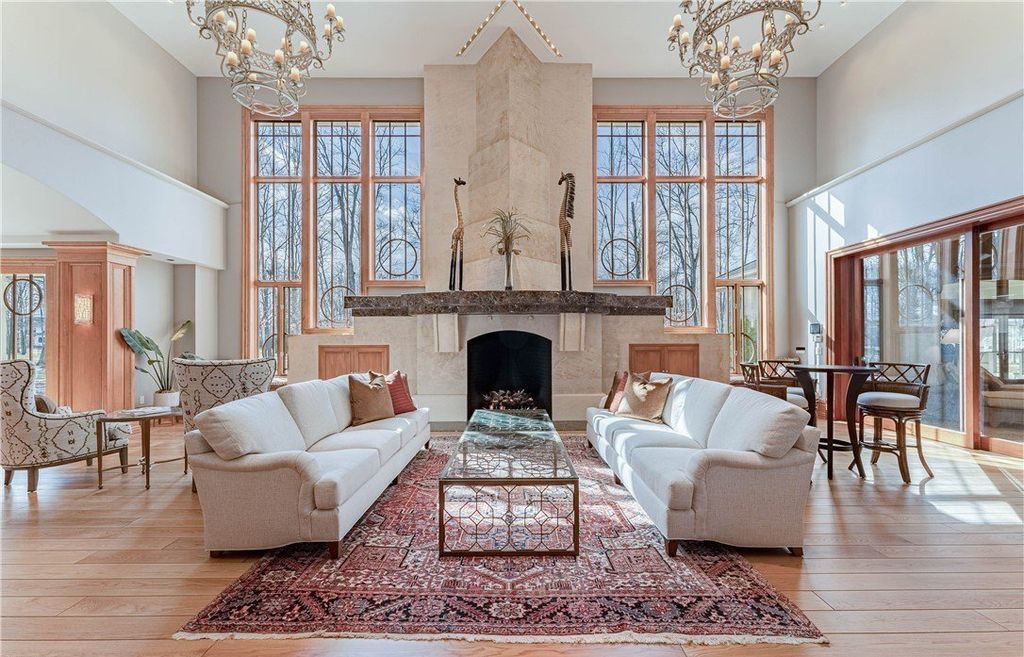 Exceptional Lifestyle Awaits One of a Kind Property in Northeast Ohio Priced at 2999000 3