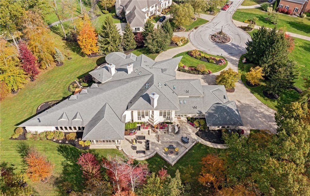 Exceptional Lifestyle Awaits One of a Kind Property in Northeast Ohio Priced at 2999000 34