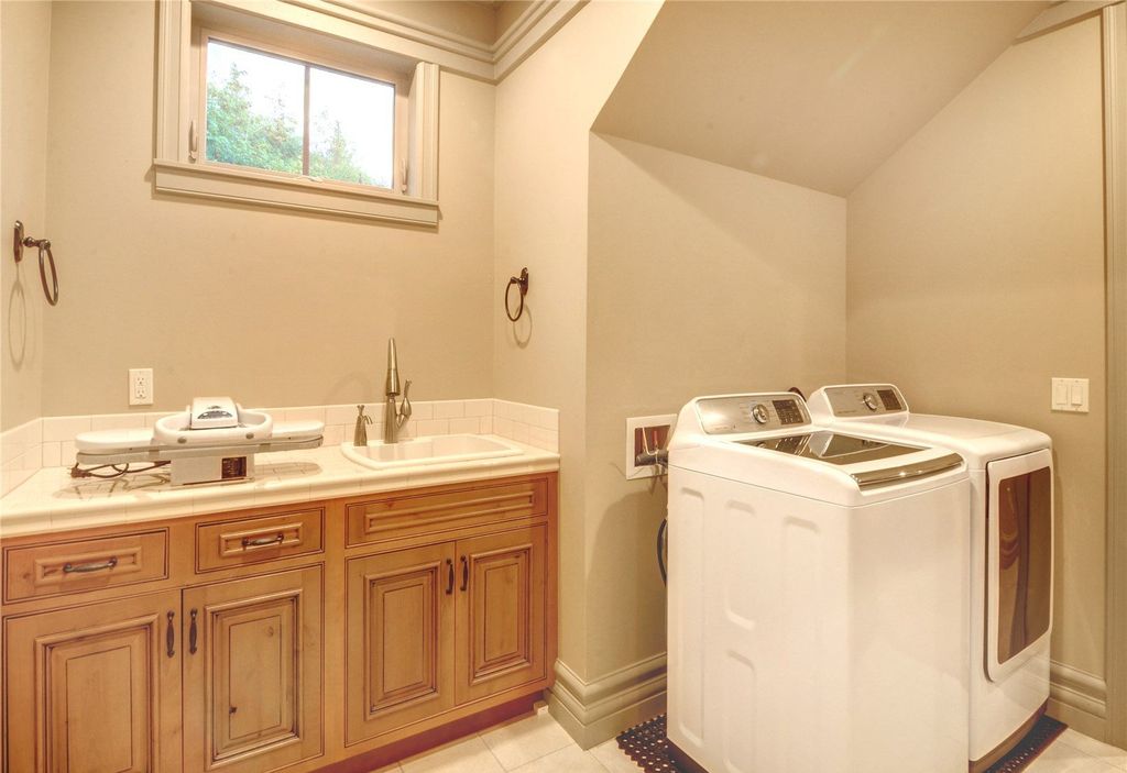 Exceptional Multi Generational Retreat in Fall City Washington Listed at 3099998 38