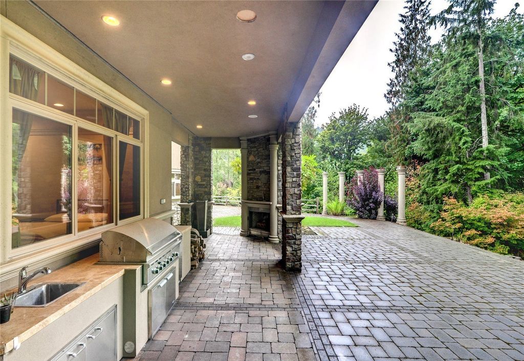 Exceptional Multi Generational Retreat in Fall City Washington Listed at 3099998 39