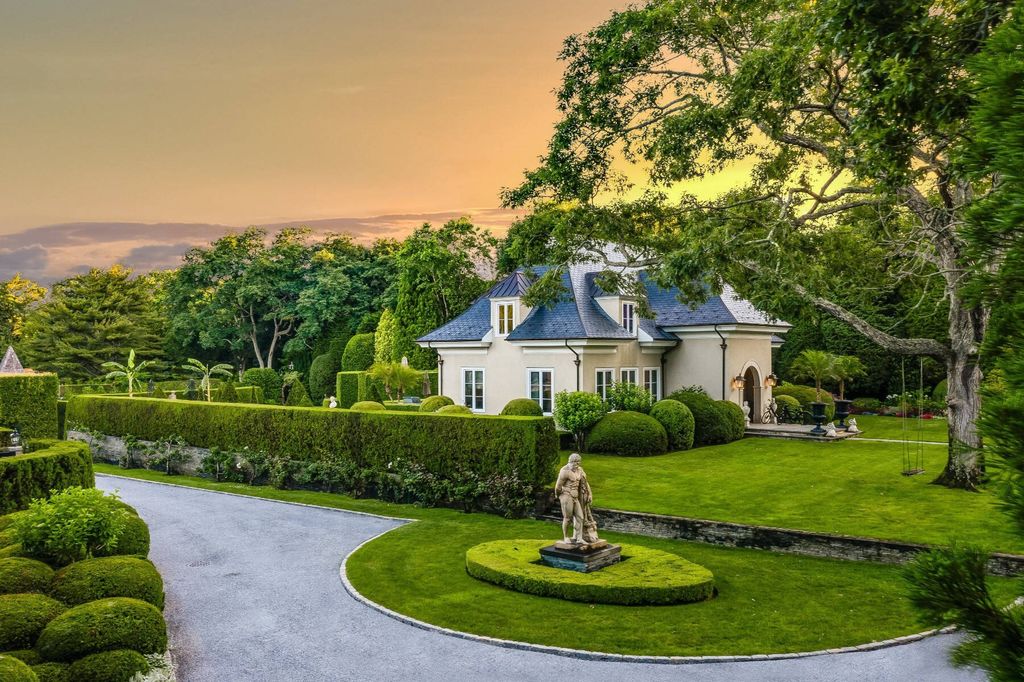Exquisite East Hampton Oasis A Three Residence Compound with Breathtaking Landscape for 10.15 Million 18