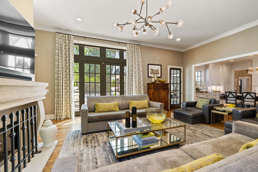 Exquisite Nashville Home Offers Perfect Blend of Elegance and Comfort for 3999999 10