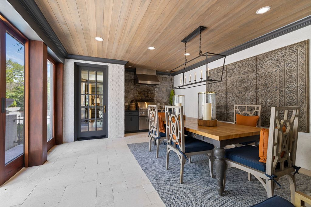 Exquisite Nashville Home Offers Perfect Blend of Elegance and Comfort for 3999999 36