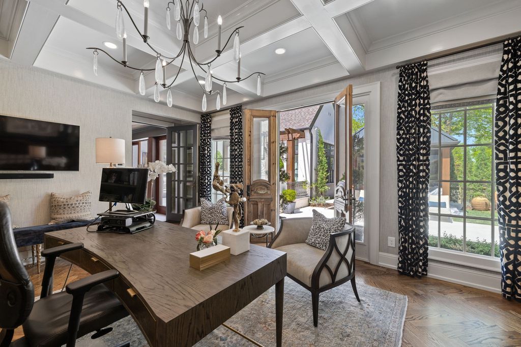 Exquisite Nashville Home Offers Perfect Blend of Elegance and Comfort for 3999999 40
