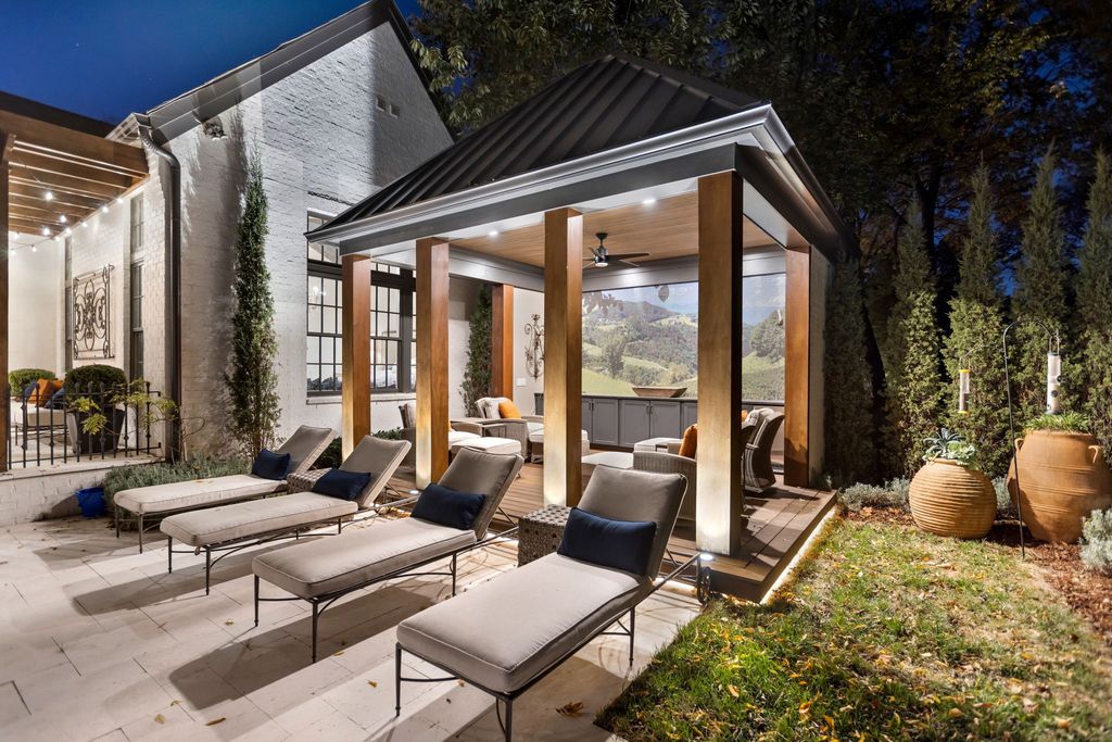 Exquisite Nashville Home Offers Perfect Blend of Elegance and Comfort for 3999999 49