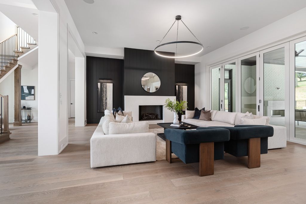 Franklin Tennessee Estate by Hidden Valley Homes Blends Open Concept Living and Elegance for 5.99 Million 14
