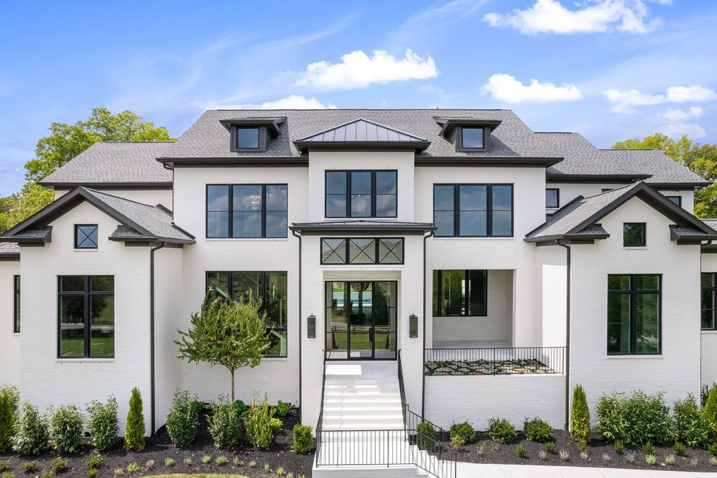 Franklin Tennessee Estate by Hidden Valley Homes Blends Open Concept Living and Elegance for 5.99 Million 2