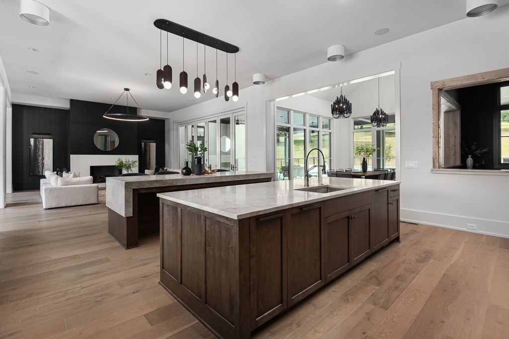 Franklin Tennessee Estate by Hidden Valley Homes Blends Open Concept Living and Elegance for 5.99 Million 22