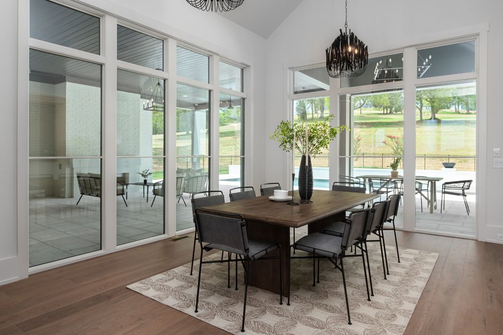 Franklin Tennessee Estate by Hidden Valley Homes Blends Open Concept Living and Elegance for 5.99 Million 23