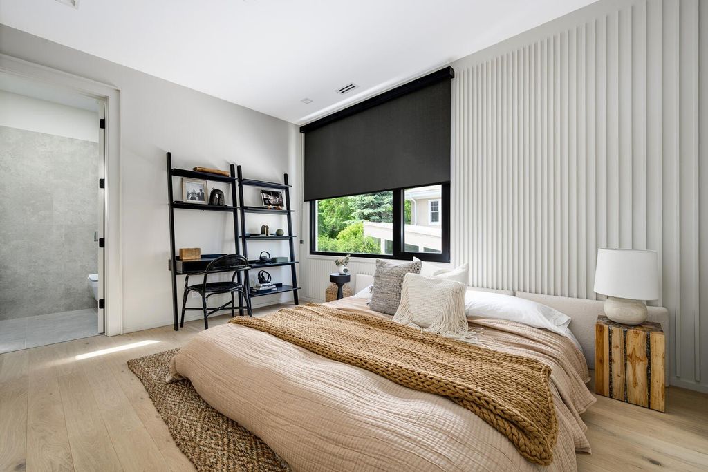 Modern Masterpiece in Glencoe, Illinois: A $3,999,900 Collaboration by Noah Properties and Lisek Interiors