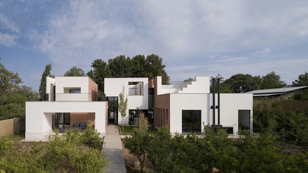 Narbon Villa Offers Harmony with Nature by Gera Studio Architects