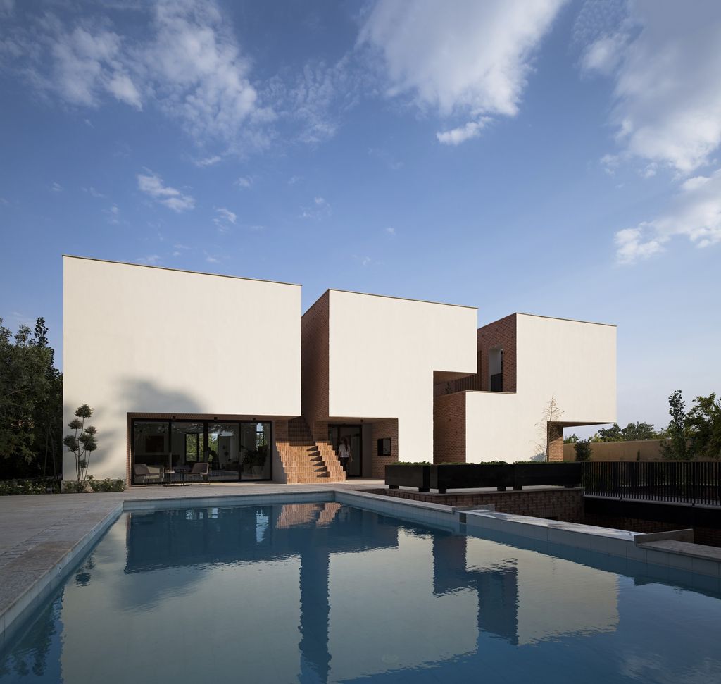 Narbon Villa Offers Harmony with Nature by Gera Studio Architects