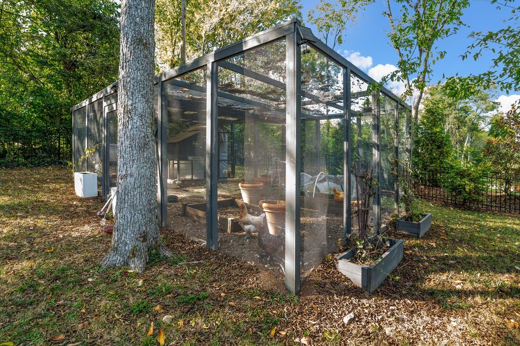 Nashville Home by Vintage South Development Now on the Market for 3.2 Million 47