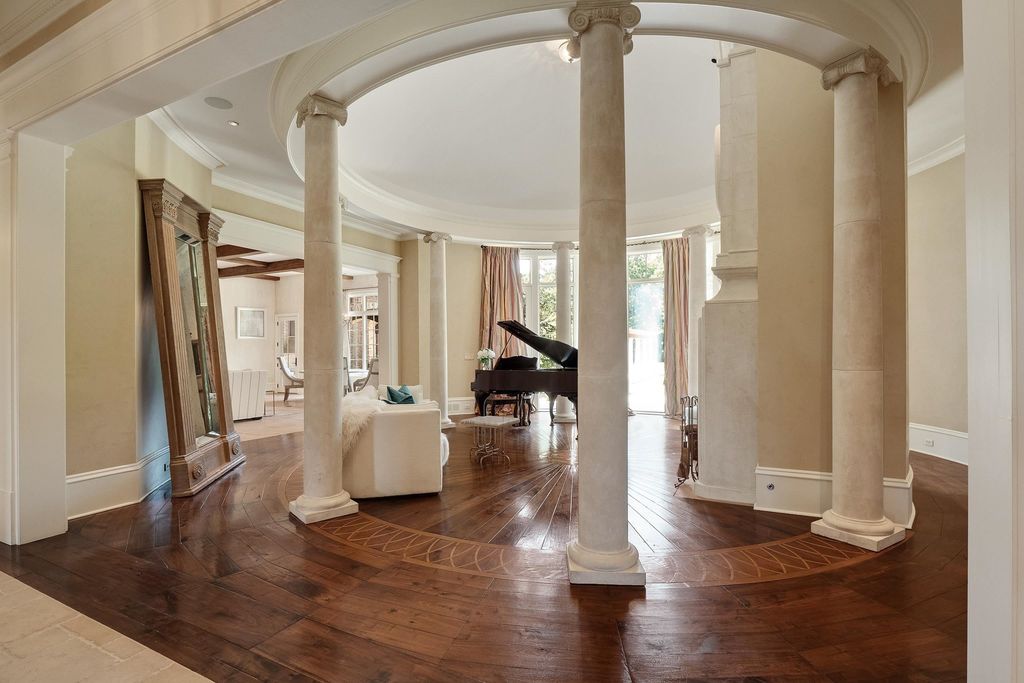 One-of-a-kind Tennessee Estate Redefines Luxury and Sophistication at $4.299 Million