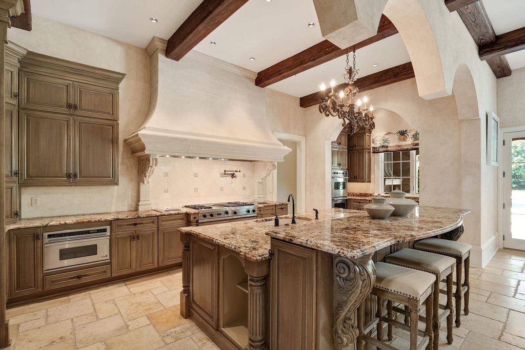 One-of-a-kind Tennessee Estate Redefines Luxury and Sophistication at $4.299 Million