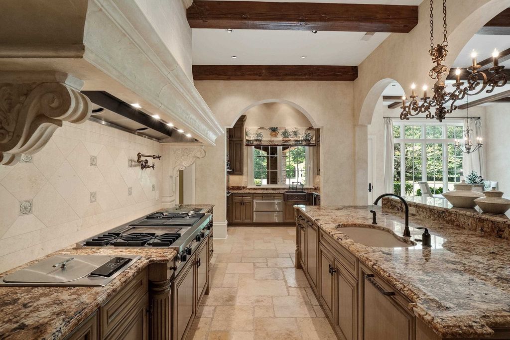 One-of-a-kind Tennessee Estate Redefines Luxury and Sophistication at $4.299 Million