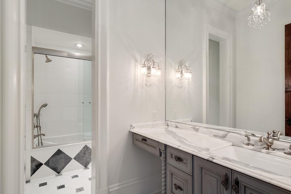 One-of-a-kind Tennessee Estate Redefines Luxury and Sophistication at $4.299 Million