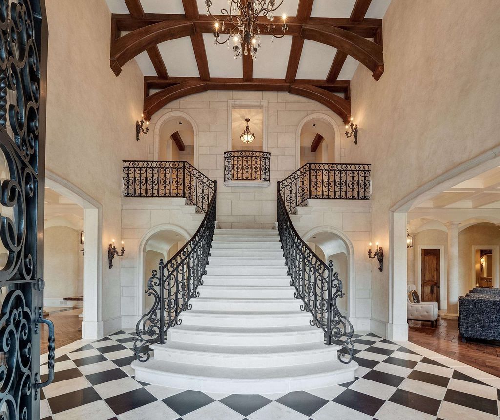 One-of-a-kind Tennessee Estate Redefines Luxury and Sophistication at $4.299 Million