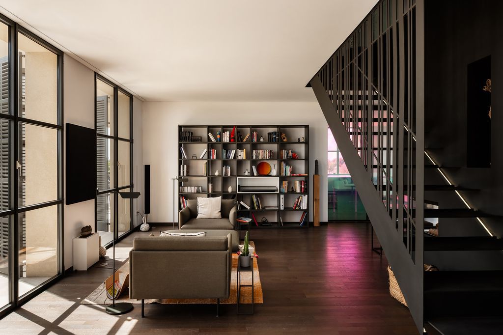 House 1710, Fusion of Traditional and Modern Design by Jle arquitectos