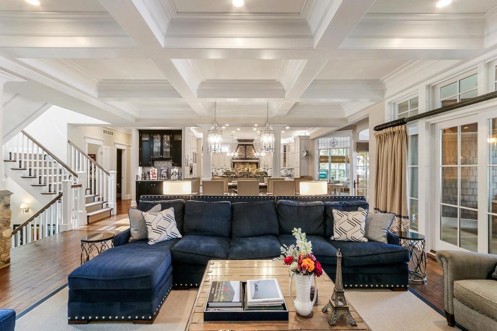 Quintessential Lakefront Gem in Fontana Wisconsin Hits the Market at 13.9 Million 16