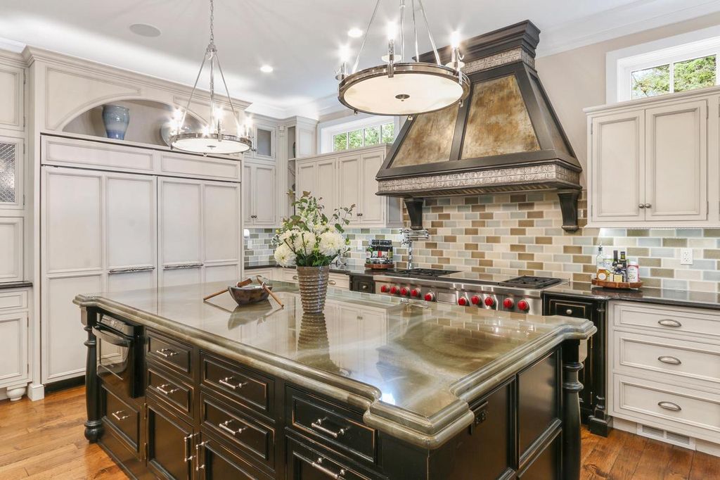Quintessential Lakefront Gem in Fontana Wisconsin Hits the Market at 13.9 Million 22