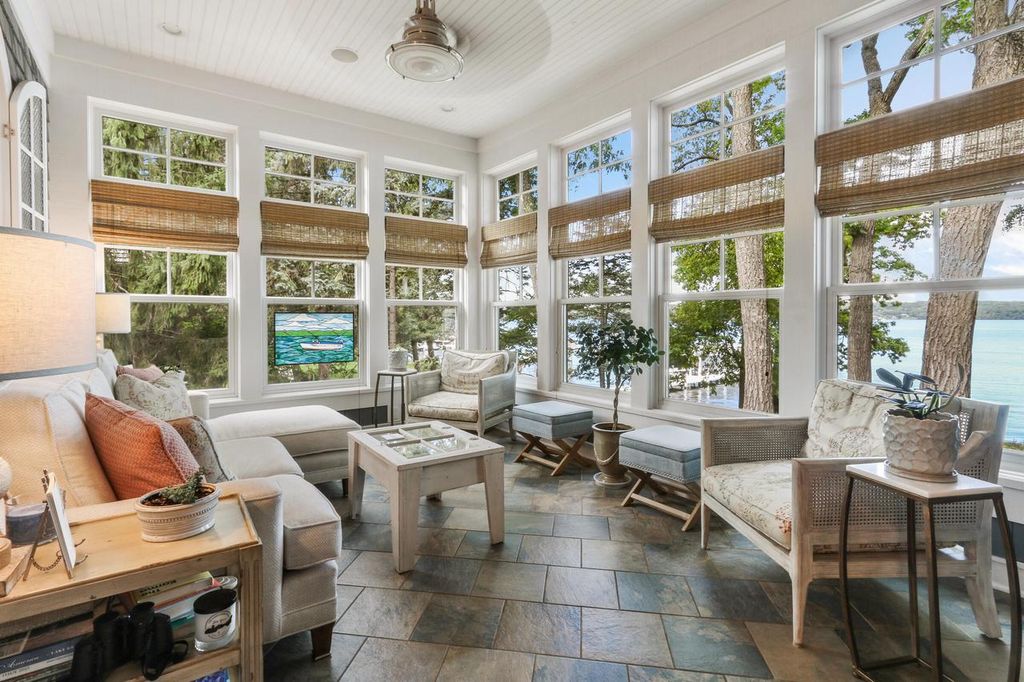 Quintessential Lakefront Gem in Fontana Wisconsin Hits the Market at 13.9 Million 24