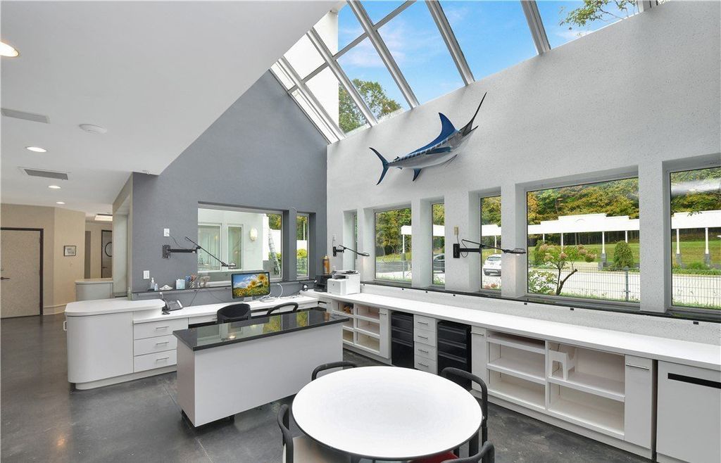 Richfield Ohio Residence A Modern Architectural Masterpiece in Privacy and Luxury Listed at 3995000 18