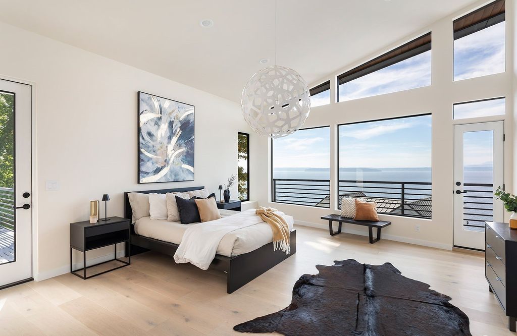 Seattles Coastal Retreat 2.85 Million Home with Stunning Views and Serene Lifestyle 21