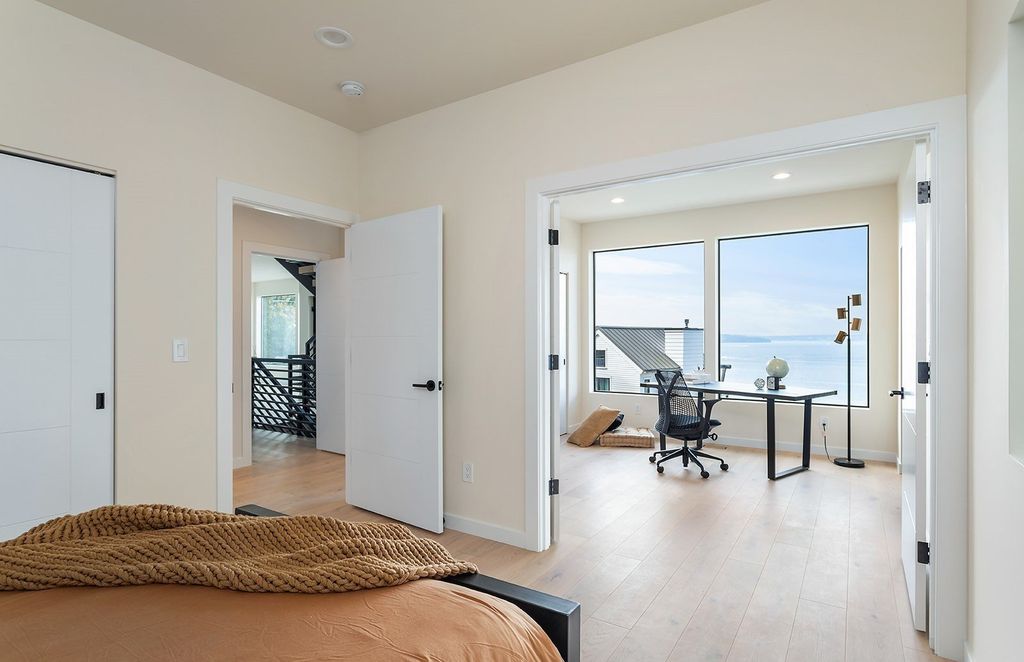 Seattles Coastal Retreat 2.85 Million Home with Stunning Views and Serene Lifestyle 28