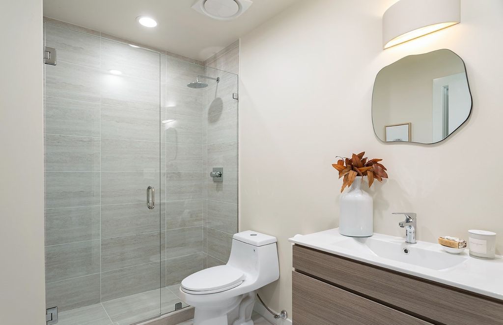 Seattles Coastal Retreat 2.85 Million Home with Stunning Views and Serene Lifestyle 34