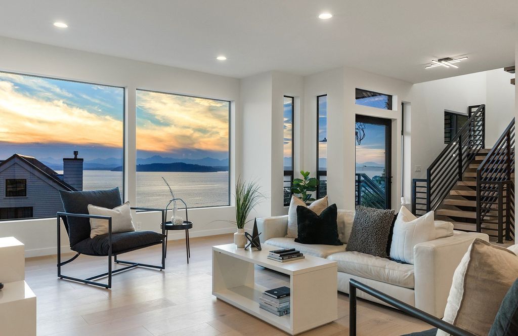 Seattles Coastal Retreat 2.85 Million Home with Stunning Views and Serene Lifestyle 5