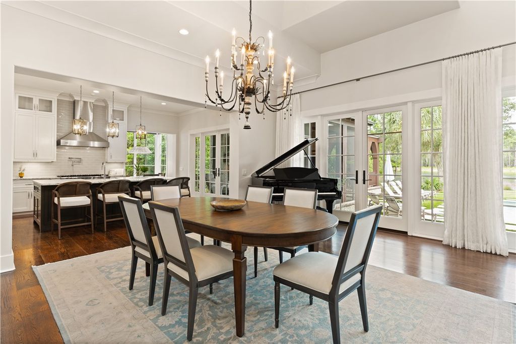 Serene Lakefront Living Explore the 2.995 Million Saint Simons Island Retreat 12